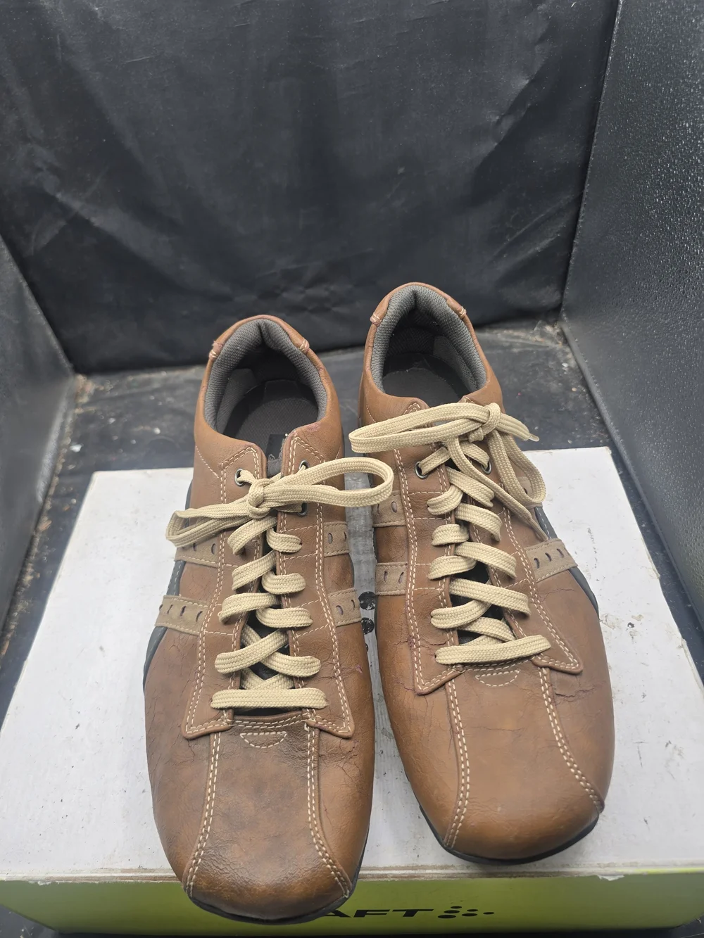Skechers Men's Brown Leather Lace-Up Sneakers with Beige Laces